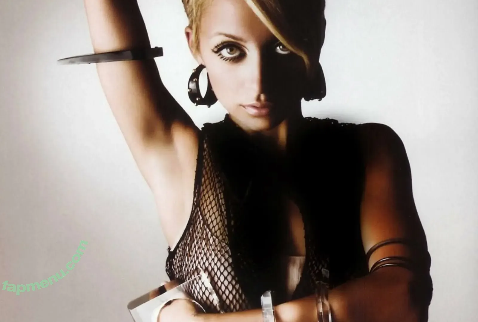 Nicole Richie nude photo #0017 (nicolerichie / nikolerichiexxx)
