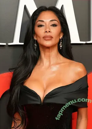 Nicole Scherzinger / NicoleScherzy / nicolescherzinger nude photo #2599