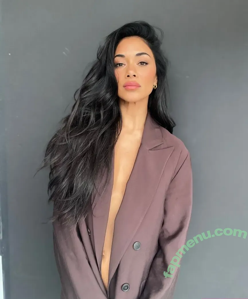 Nicole Scherzinger nude photo #2765 (NicoleScherzy / nicolescherzinger)