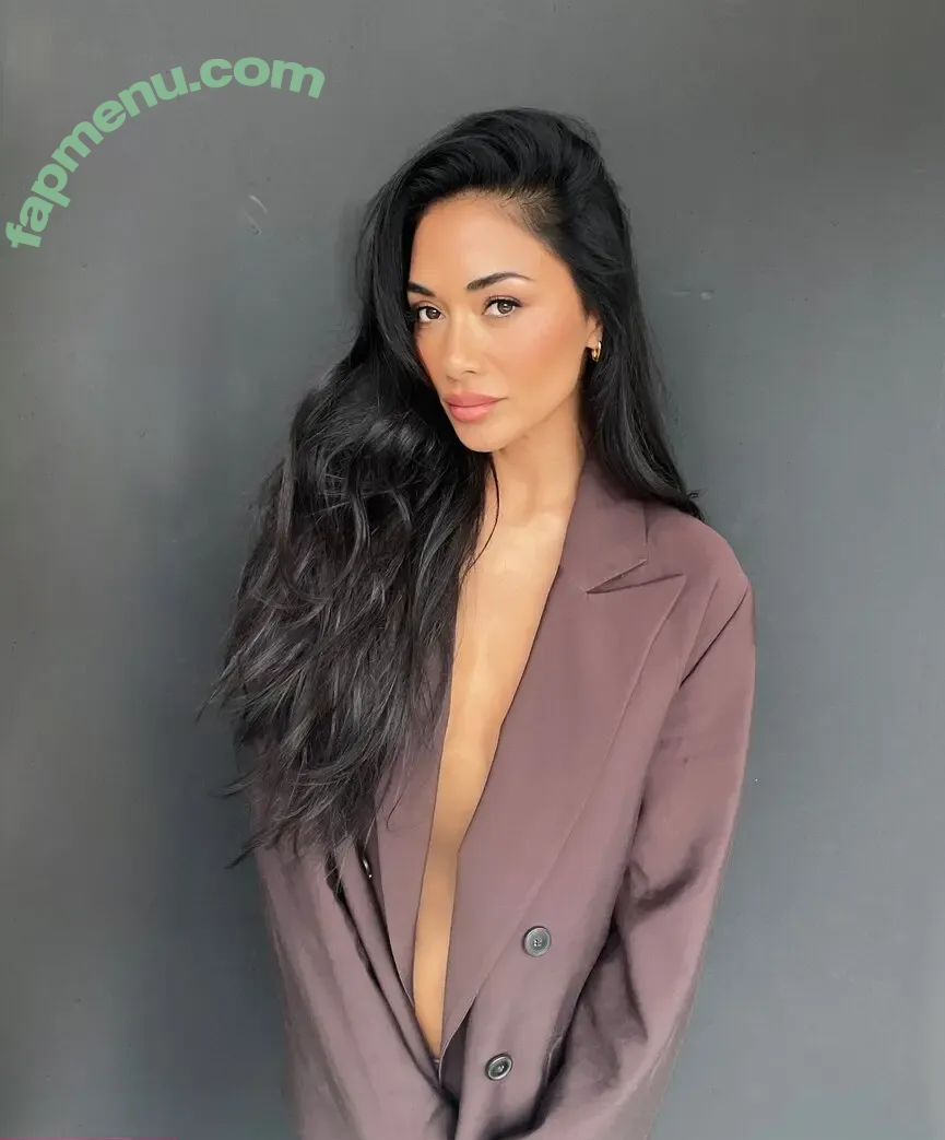 Nicole Scherzinger nude photo #2766 (NicoleScherzy / nicolescherzinger)