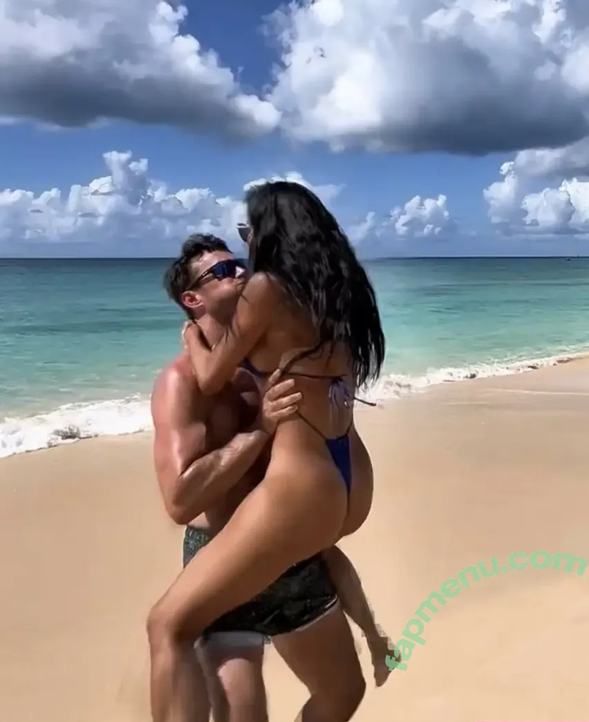 Nicole Scherzinger nude photo #2788 (NicoleScherzy / nicolescherzinger)