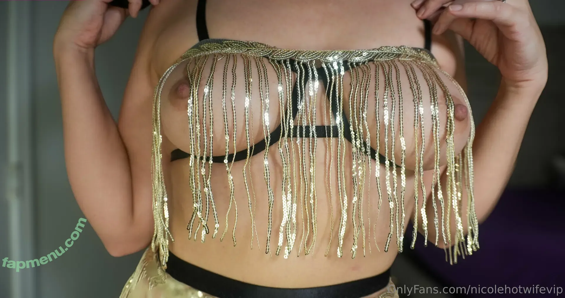 nicolehotwifevip nude photo #0020 (nicolehotwifevip)