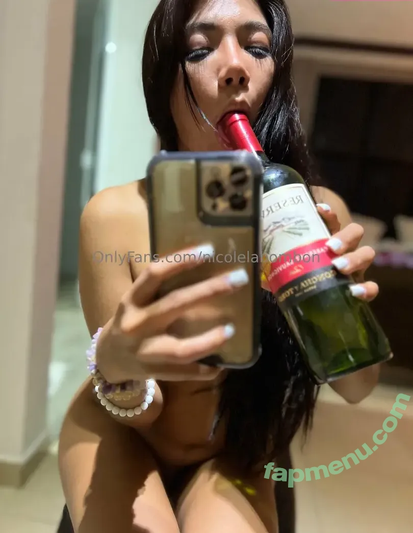 nicolelabombon nude photo #0035 (coleylamb)