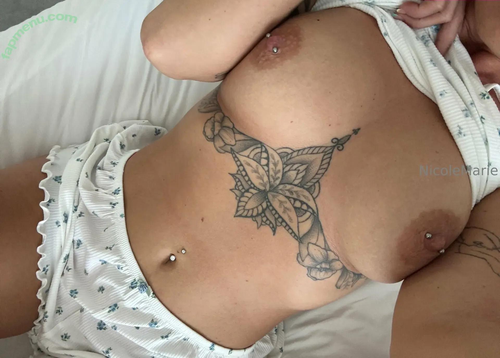 nicolemarie nude photo #0006 (nicolemarieoficial)