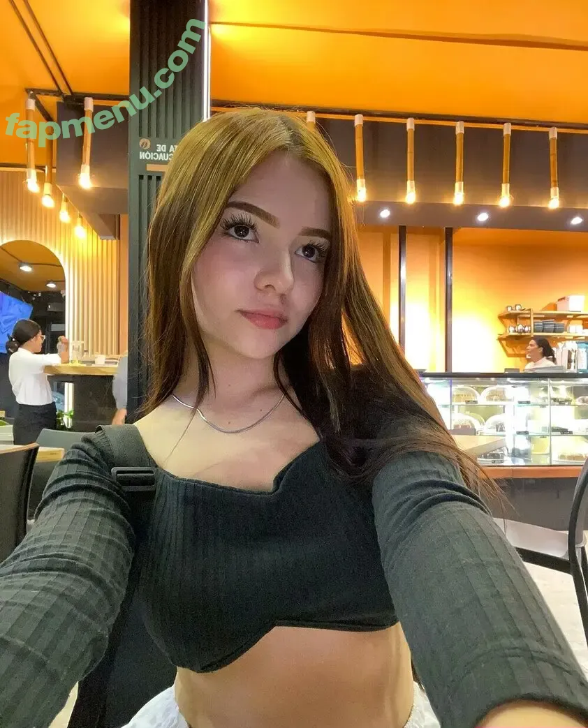 Nicolitiny nude photo #0001 (Nicolitiny)