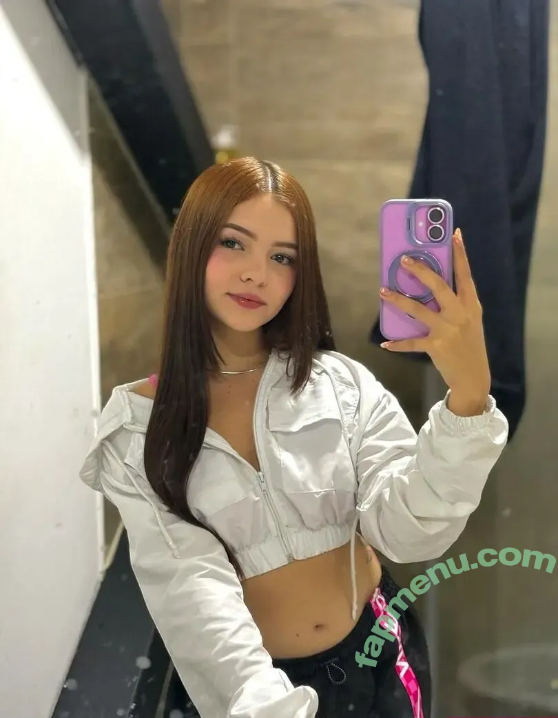 Nicolitiny nude photo #0002 (Nicolitiny)