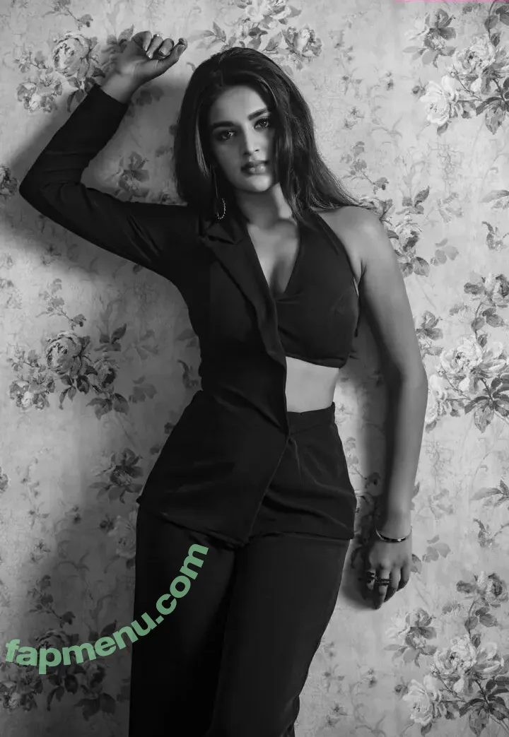 Nidhhi Agerwal nude photo #0044 (nidhhiagerwal)