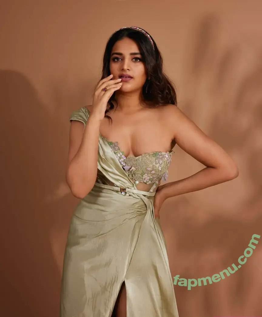 Nidhhi Agerwal nude photo #0057 (nidhhiagerwal)