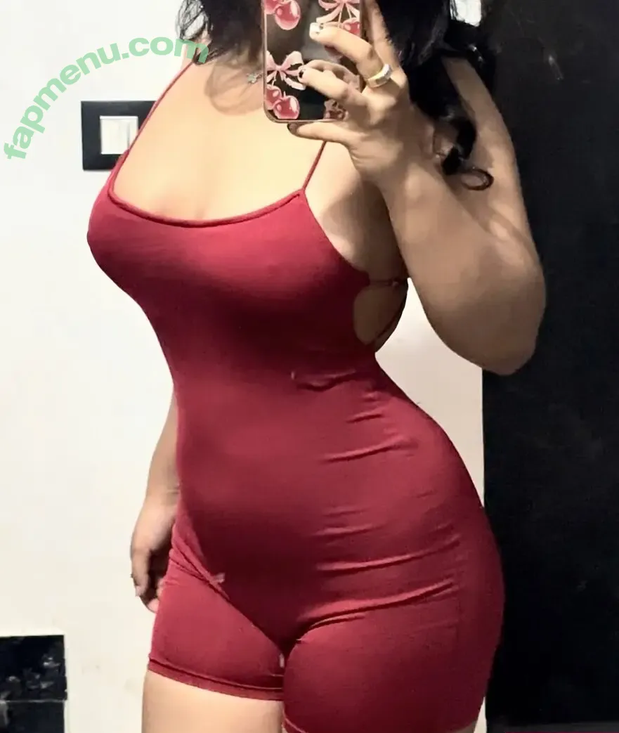 Niharika Jaiswal nude photo #0007 (niharikaa.aa / niharikaa.jaiswal)