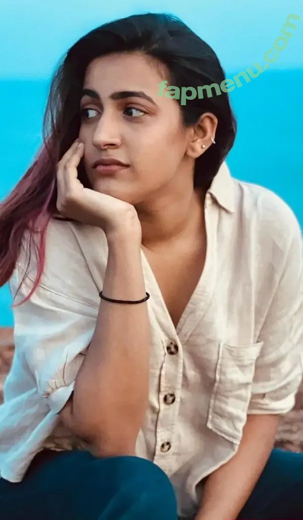 Niharika nude photo #0010 (Niharika)