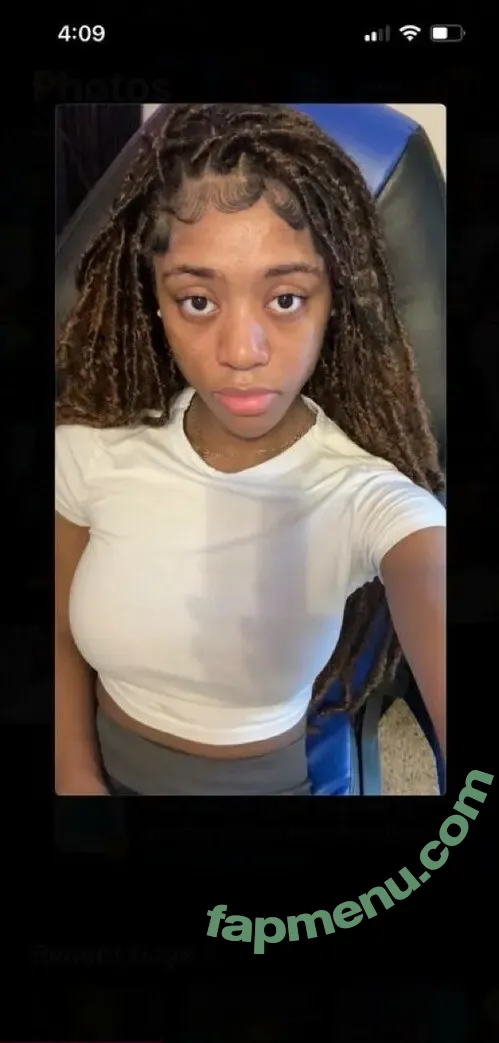 Nijahownsaglock nude photo #0002 (nijah / nijahownsawhat / reel)
