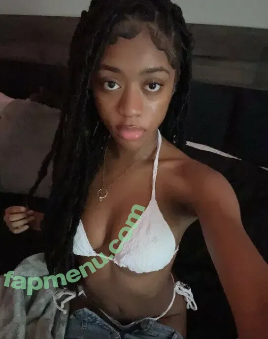 Nijahownsaglock nude photo #0003 (nijah / nijahownsawhat / reel)
