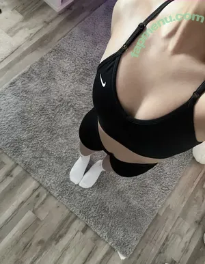 Nike Pro Leggings / Nike Pro Shorts Content / nikeleggingz nude photo #0001