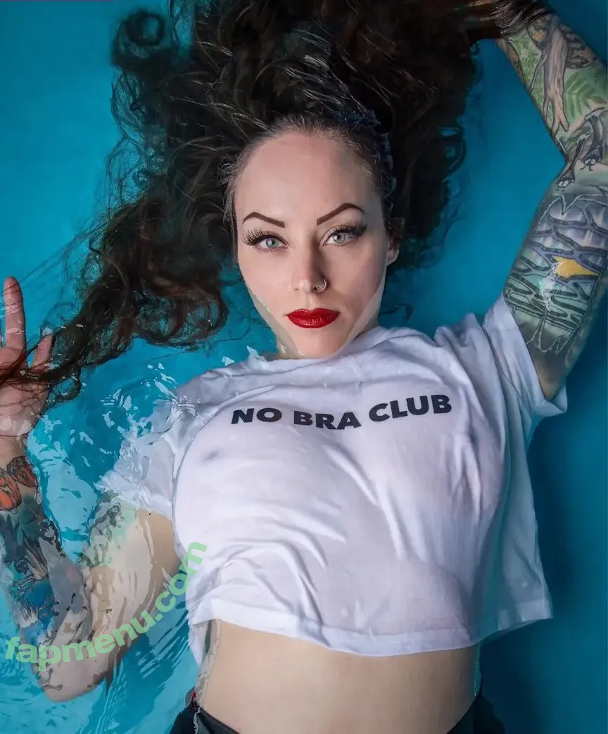Niki Dysnomia nude photo #0026 (Midnite Ghoul / Niki Tracchia / Viperella.ghoul / midnite.ghoul)