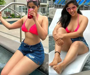Nikita Sharma / nikitasharma_official nude photo #0078