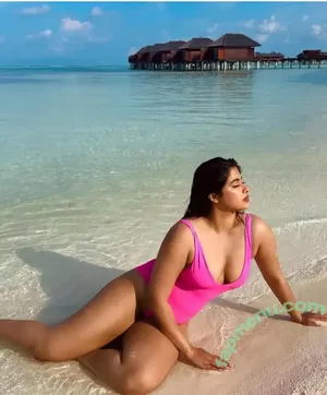 Nikita Sharma / nikitasharma_official nude photo #0082