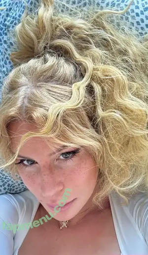  nude photo #0007