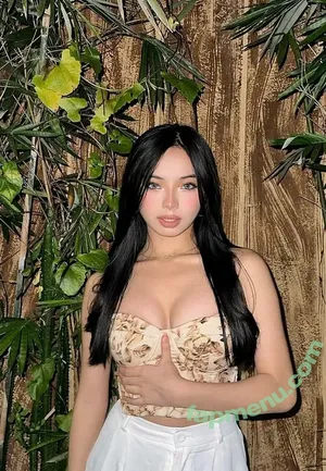  nude photo #0001