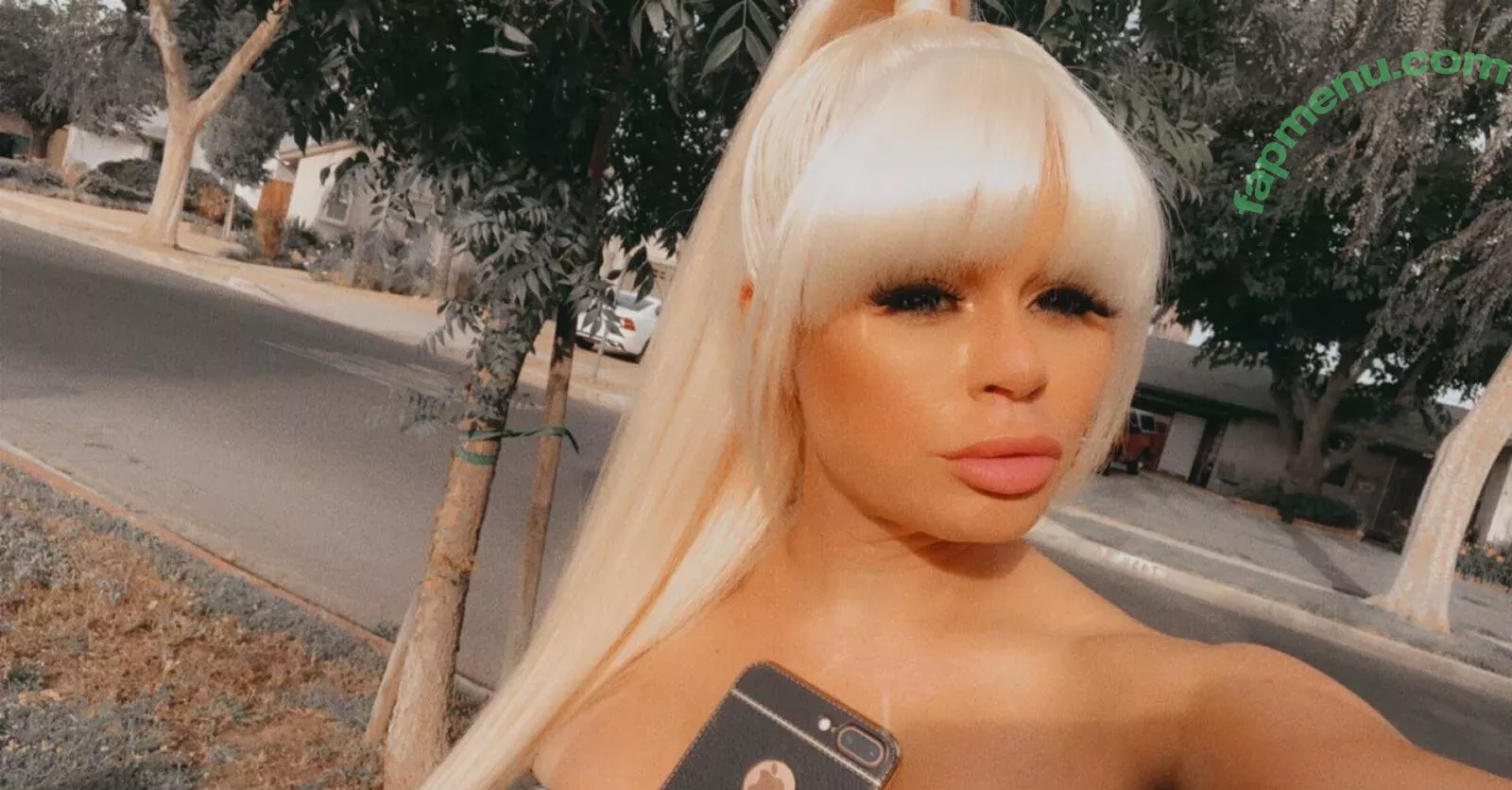 nikkidelano nude photo #0400 (nikkidelano)