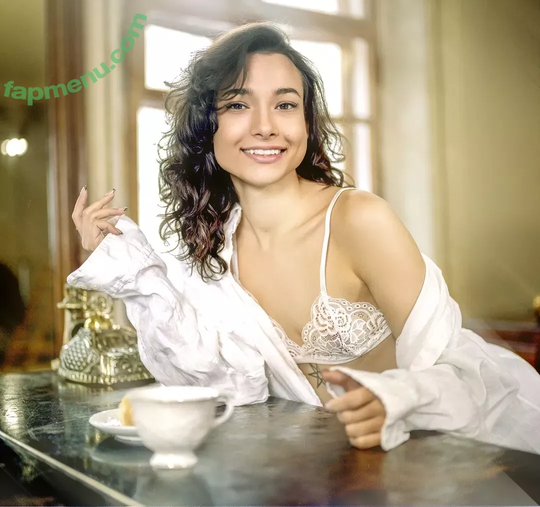 Nikol Beylik nude photo #0897 (Lily Hayjes / Wandaweb / nikolxxnikol / pronixyy)