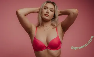 Nikoline Fray / fraynikoline / nikolinefrayextra nude photo #0004