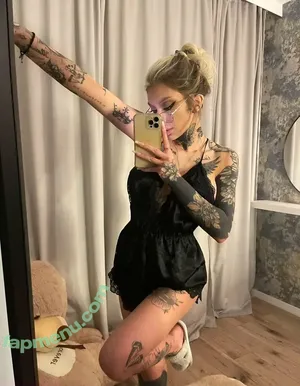 nikolnatu / nikolnatuniewicz nude photo #0015