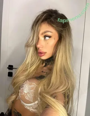 nikolnatu / nikolnatuniewicz nude photo #0023