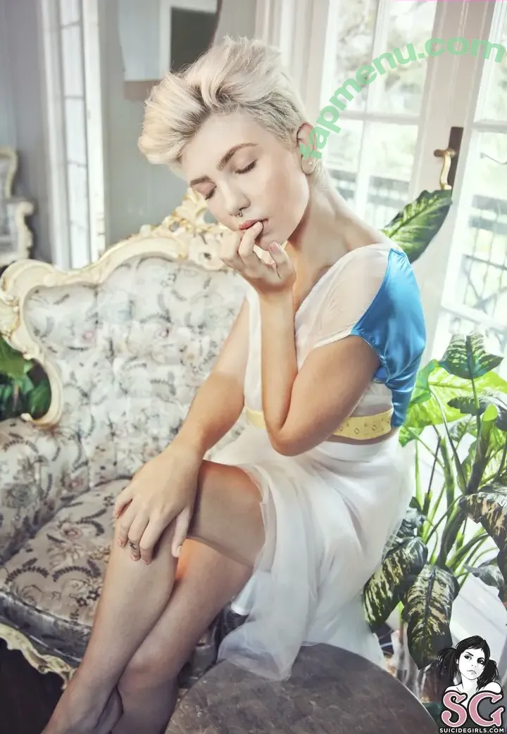 Nimbiii nude photo #0009 (Nimbiii)