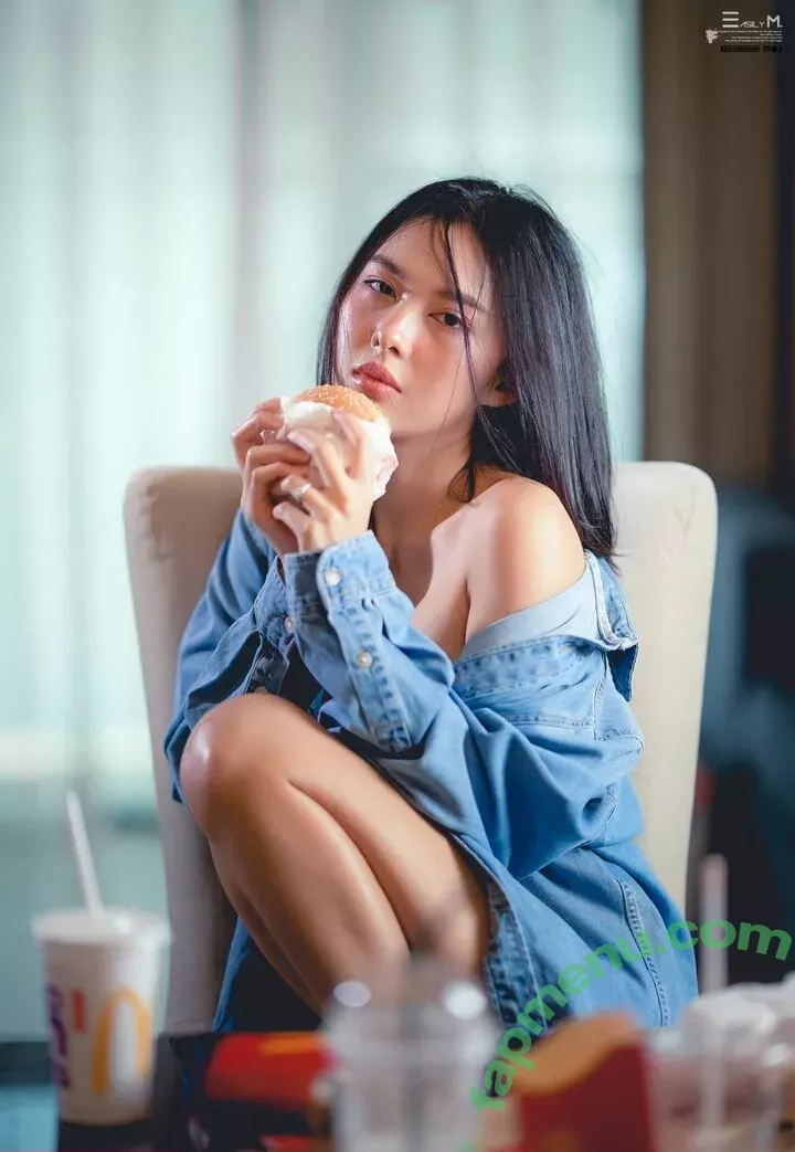 nimtharin nude photo #0100 (tharinnim)