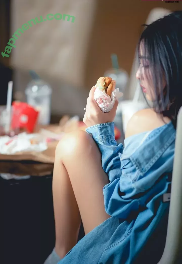 nimtharin nude photo #0103 (tharinnim)