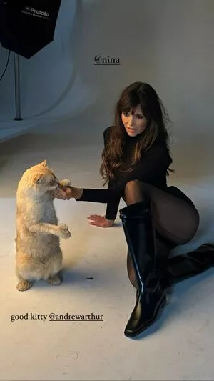 Nina Dobrev / nina nude photo #0622