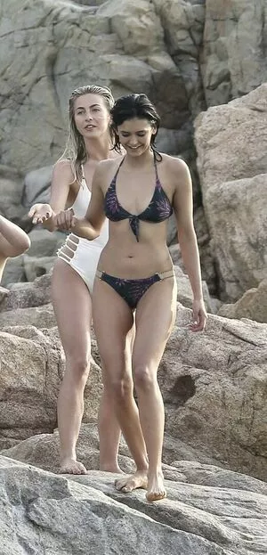 Nina Dobrev / nina nude photo #0810