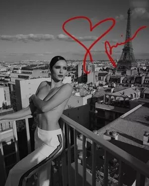 Nina Dobrev / nina nude photo #0937