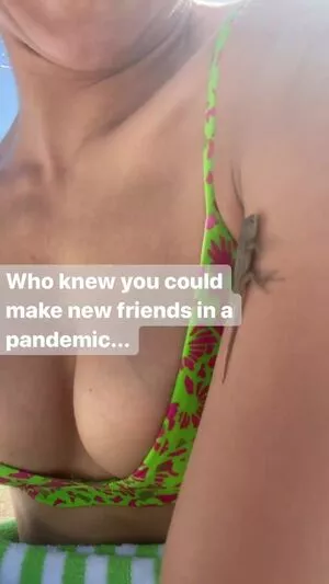 Nina Dobrev / nina nude photo #0976