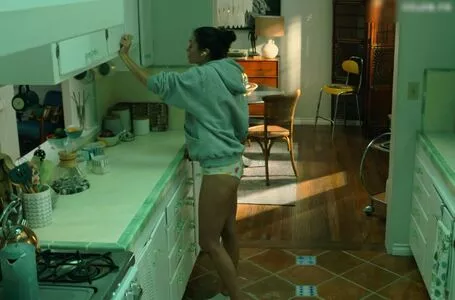 Nina Dobrev / nina nude photo #0999