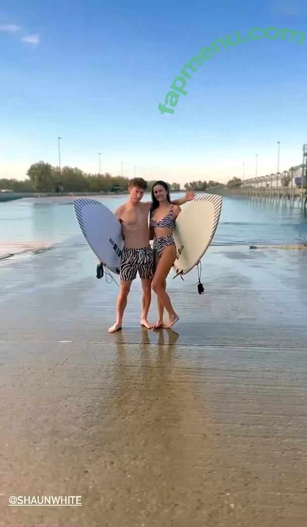 Nina Dobrev nude photo #0988 (nina)