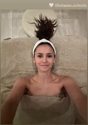 Nina Dobrev / nina nude photo #1118