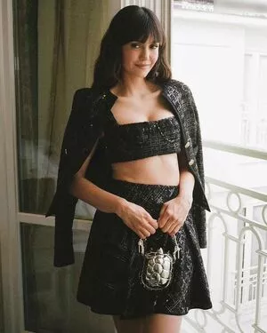 Nina Dobrev / nina nude photo #1174