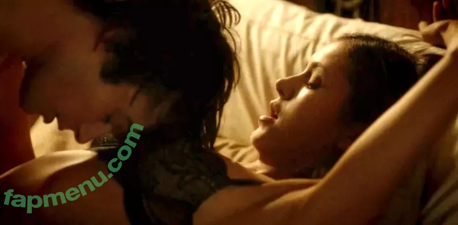 Nina Dobrev nude photo #1044 (nina)