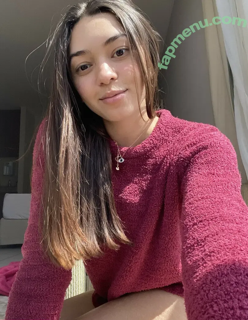 Ninapessoa nude photo #0003 (Ninapessoa)
