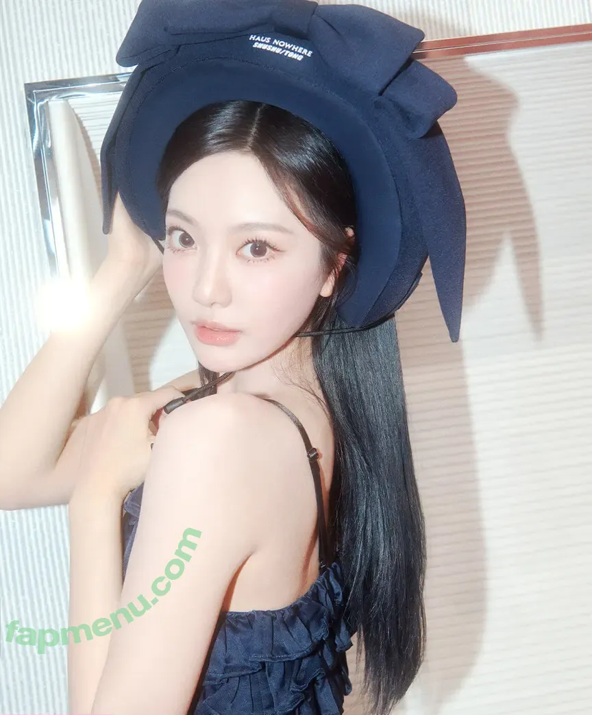 Ningning (æspa nude photo #1299 (aespa / imnotningning / littlechopper)