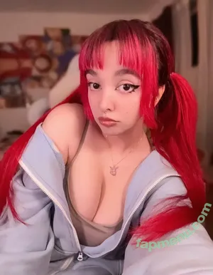 ninnauwuu / ninnauwu_ nude photo #0005