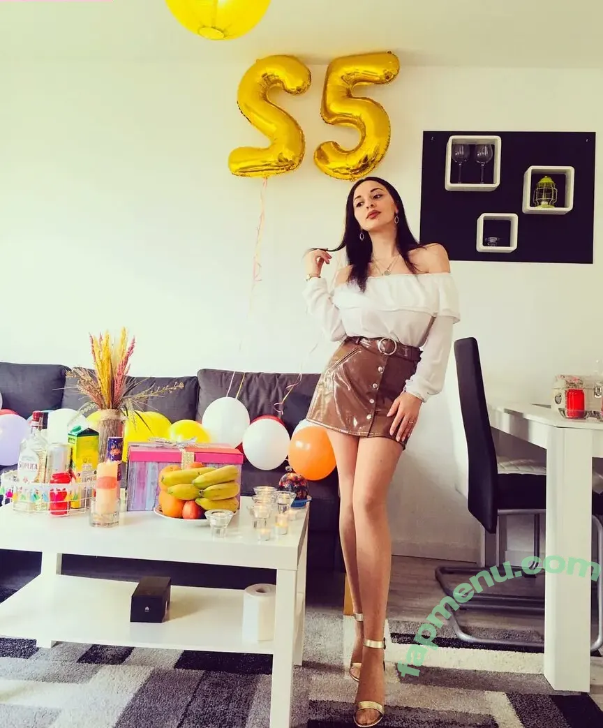 Nino Kikacheishvili nude photo #0005 (ninas_welt25)