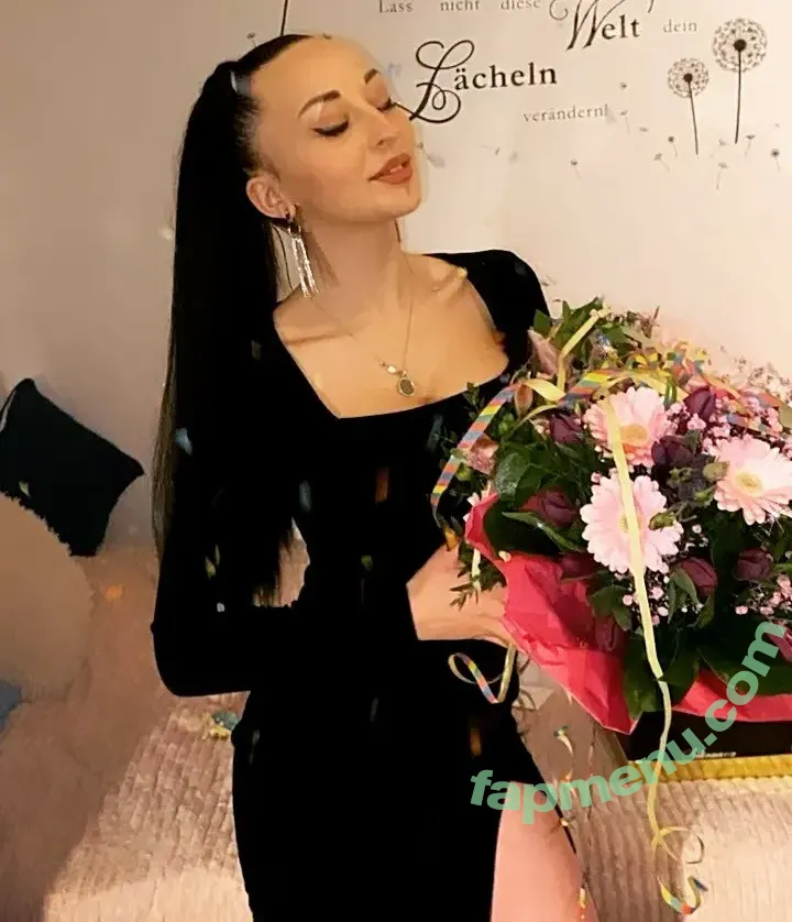 Nino Kikacheishvili nude photo #0037 (ninas_welt25)