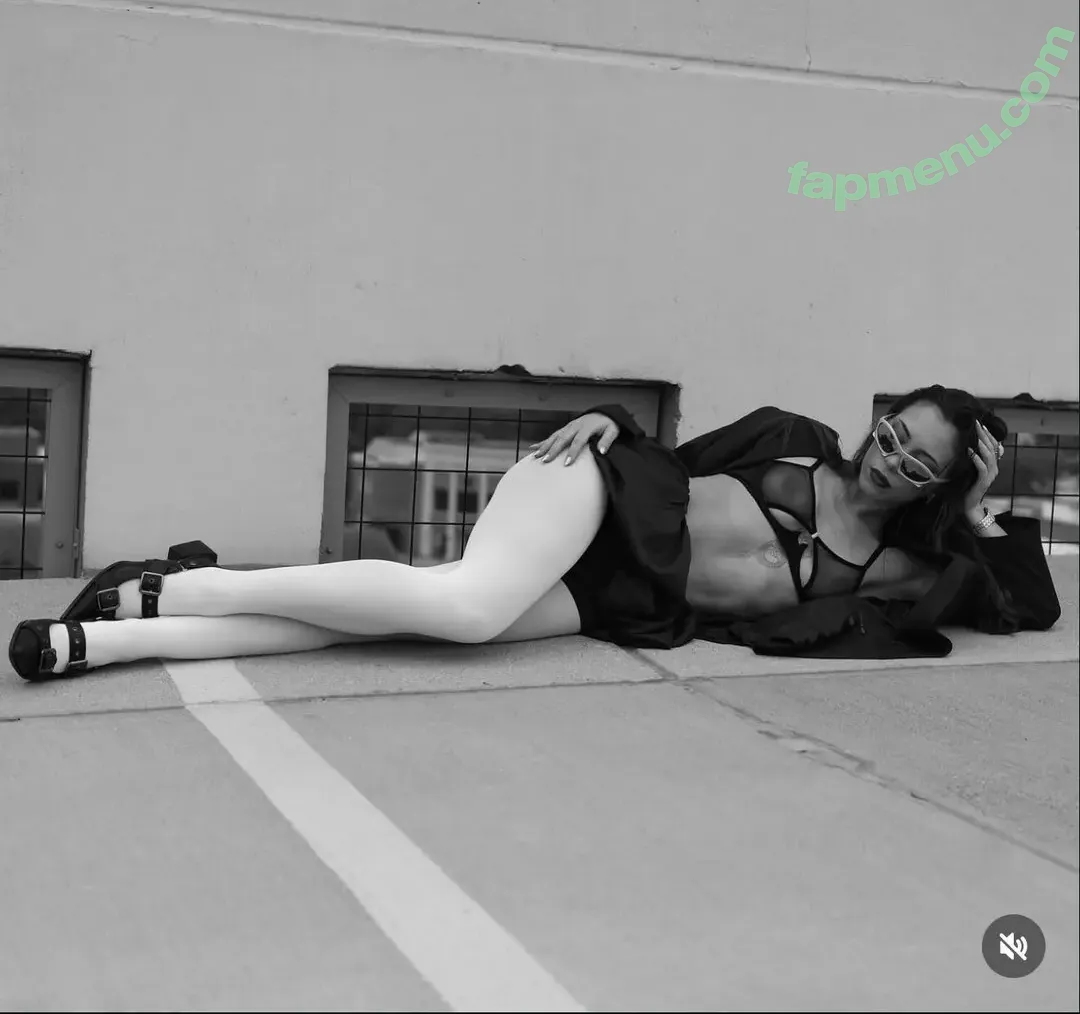 nisa_arte21 nude photo #0007 (sailor.nis)