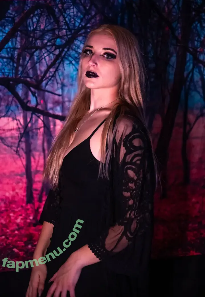 njgamergirl nude photo #0034 (Natalie Jones / nj.gamer.girl)