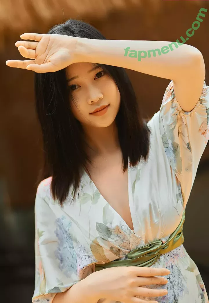 nnian_ nude photo #0423 (nianlin / nnian_011)