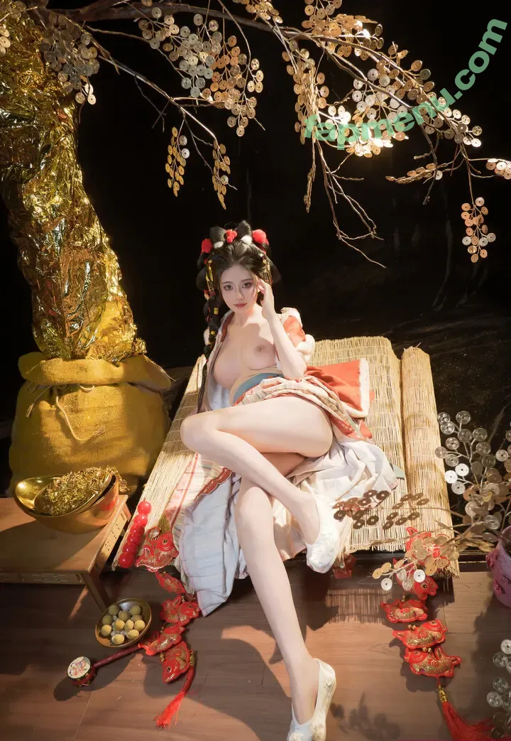 nnian_ nude photo #0827 (nianlin / nnian_011)