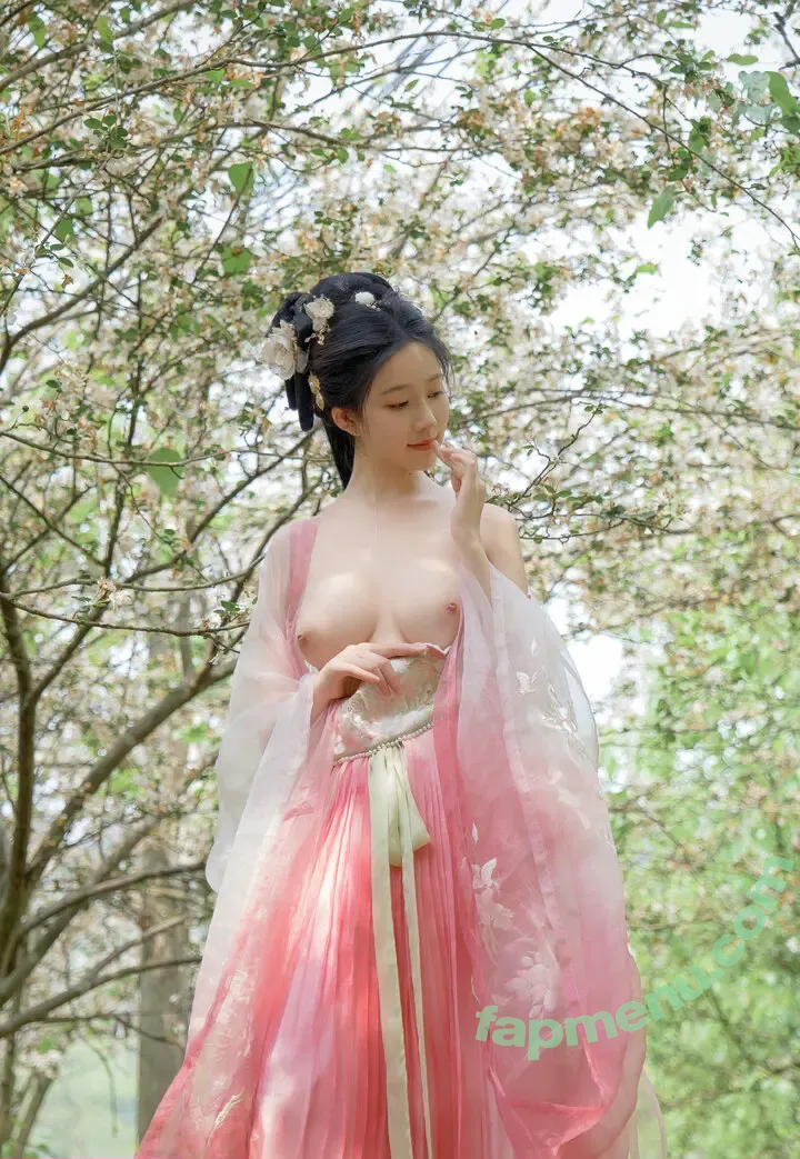 nnian_ nude photo #0870 (nianlin / nnian_011)