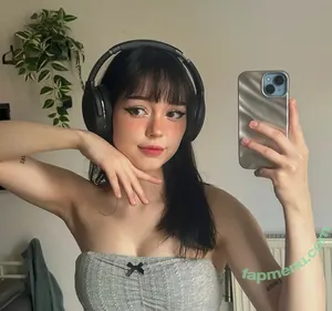  nude photo #0005